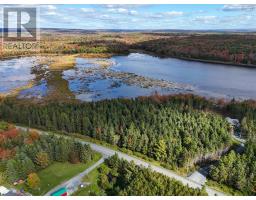 998 Lake Egmont Road, Lake Egmont, NS B0N1Y0 Photo 4