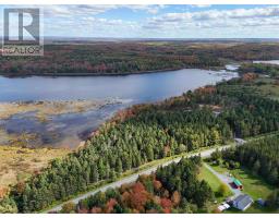 998 Lake Egmont Road, Lake Egmont, NS B0N1Y0 Photo 5