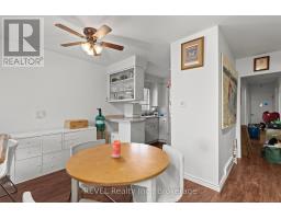 Bathroom - 203 Kilgour Avenue, Welland, ON L3C2R1 Photo 5