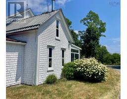 960 Highway 208, Image 3