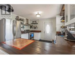 Bath (# pieces 1-6) - 265 Black Hole, Sheffield Mills, NS B0P1H0 Photo 4