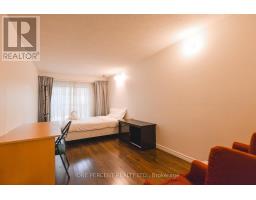 Kitchen - 22 Mintwood Drive, Toronto, ON M2M3A7 Photo 3