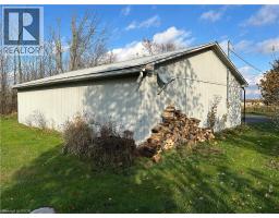 Bedroom - 7760 3 Highway W, Dunnville, ON N1A2W4 Photo 4