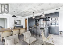 4005 88 Blue Jays Way, Image 2