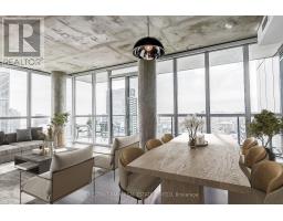 4005 88 Blue Jays Way, Image 3