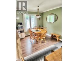 Foyer - 931 Francois, Beresford, NB E8K1L2 Photo 5