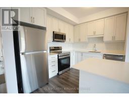 Bedroom - 13 448 Blackburn Drive, Brantford, ON N3T0X2 Photo 4