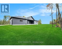 9 Longleaf Way, Greater Madawaska, ON K0J1H0 Photo 3