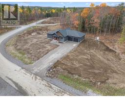 9 Longleaf Way, Greater Madawaska, ON K0J1H0 Photo 4