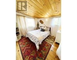 Bath (# pieces 1-6) - 8848 St Margarets Bay Road, Queensland, NS B0J1T0 Photo 2