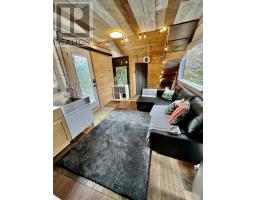 Bedroom - 8848 St Margarets Bay Road, Queensland, NS B0J1T0 Photo 5