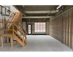 6 68 Jutland Road, Toronto, ON M8Z2H1 Photo 4