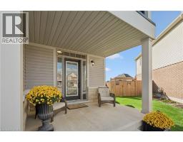 Bedroom - 220 Harpin Way E, Fergus, ON N1M0G8 Photo 4