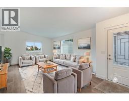 Laundry room - 27 2301 Arbot Rd, Nanaimo, BC V9R6S6 Photo 4