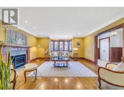 212 Glenayr Road, Image 2