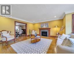 212 Glenayr Road, Image 3