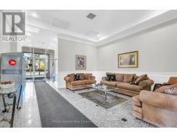 501 555 Wilson Heights Boulevard, Image 2