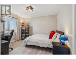 Primary Bedroom - 220 Harpin Way E, Centre Wellington, ON N1M2W3 Photo 5