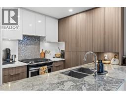 4pc Ensuite bath - 1151 Sunset Drive Unit 905, Kelowna, BC V1Y0G2 Photo 2
