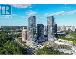 101 10 Inn On The Park Drive, Image 2