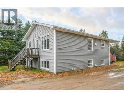 Bath (# pieces 1-6) - 8179 313 Route, Petiterivieredeille, NB E8T1W6 Photo 2