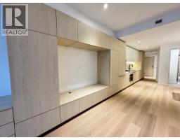 319 471 E Broadway, Image 2