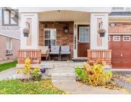 Kitchen - 422 Patterson Drive, Milton, ON L9T5N3 Photo 2
