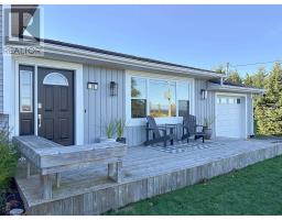 Foyer - 70 Mason Road, Stratford, PE C1B2G4 Photo 2