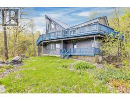 Bedroom 3 - 19243 Hwy 35 Highway, Algonquin Highlands, ON K0M1J2 Photo 2