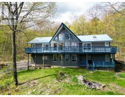 Den - 19243 Hwy 35 Highway, Algonquin Highlands, ON K0M1J2 Photo 4