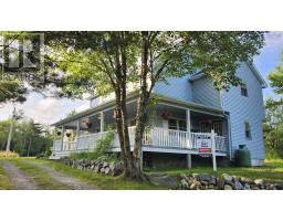 Living room - 42 Birchtown Hill Road, Birchtown, NS B0T1W0 Photo 4