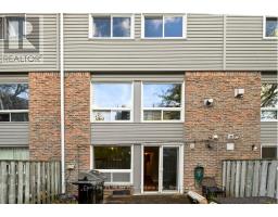 Kitchen - 69 2050 Upper Middle Road, Burlington, ON L7P3R9 Photo 3