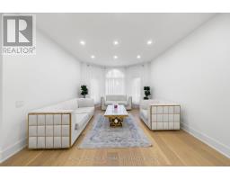 Foyer - 72 A Oxford Street, Richmond Hill, ON L4C4L5 Photo 4