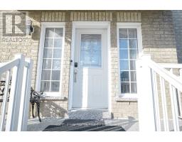 Dining room - 2 Davidson Street, Whitby, ON L1P1V7 Photo 3
