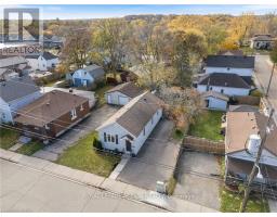 Laundry room - 14 Spring Street, Brantford, ON N3T4M3 Photo 3