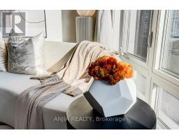 Dining room - 304 20 Dunsheath Way, Markham, ON L6B1N3 Photo 2