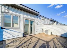 Kitchen - 304 20 Dunsheath Way, Markham, ON L6B1N3 Photo 3