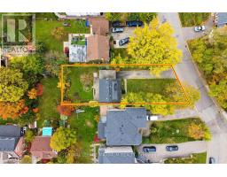 Bedroom 2 - 27 King Georges Drive, Toronto, ON M6M2H1 Photo 4