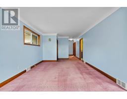 Living room - 7653 Wayne Street, Niagara Falls, ON L2H1G7 Photo 4