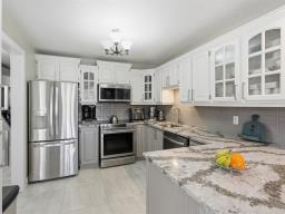 Living room - 22 B Rue Dumais, Gatineau, QC J8P1Z2 Photo 4