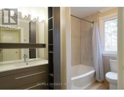 Family room - 9190 Trafalgar Road, Halton Hills, ON L7G4S5 Photo 2