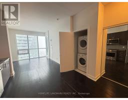 Dining room - Lph 08 4011 Brickstone Mews, Mississauga, ON L5B0J7 Photo 2