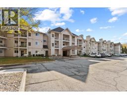 4pc Ensuite bath - 2922 Rivard Unit 116, Windsor, ON N9T3N9 Photo 2