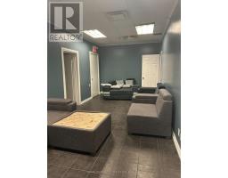 1700 Sismet Road, Mississauga, ON L4W1R4 Photo 5