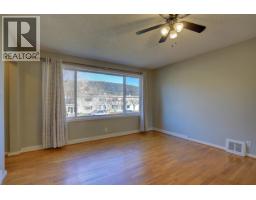 Bedroom 2 - 357 N 2nd Avenue, Williams Lake, BC V2G2A1 Photo 5