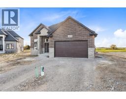 4418 Belmont, Image 2