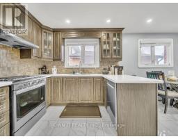 Kitchen - 72 Dantek Court, Brampton, ON L6V3T4 Photo 5