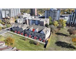 8 39 Drewry Avenue, Image 3