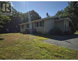 Living room - 1815 Northwest Road, Blockhouse, NS B0J1E0 Photo 3