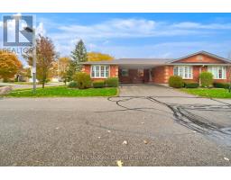 Bedroom 2 - 22 20 Courtland Drive, Brantford, ON N3R7Y2 Photo 4